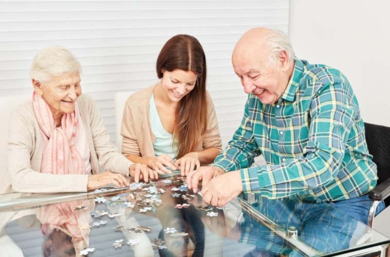 What advantages are veterans entitled to with 100% VA incapacity?